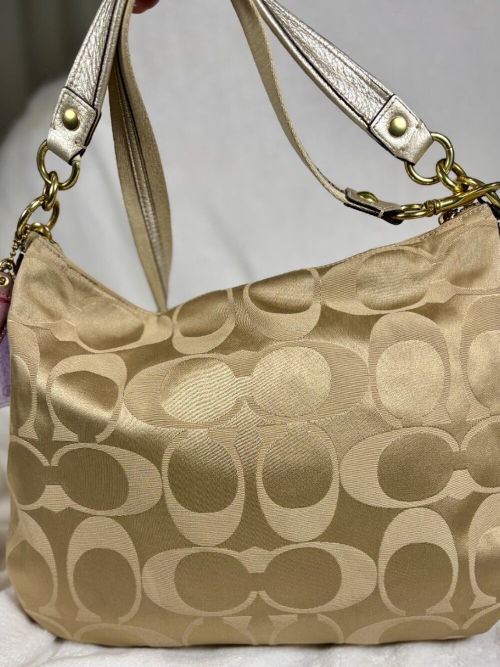 Y2K Coach Poppy Signature Sateen Pocket Hobo in Metallic Gold with Charms - Picture 5 of 13